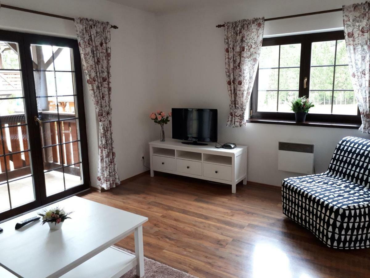 Hrabovo Renata 1 Apartment Ruzomberok Luaran gambar